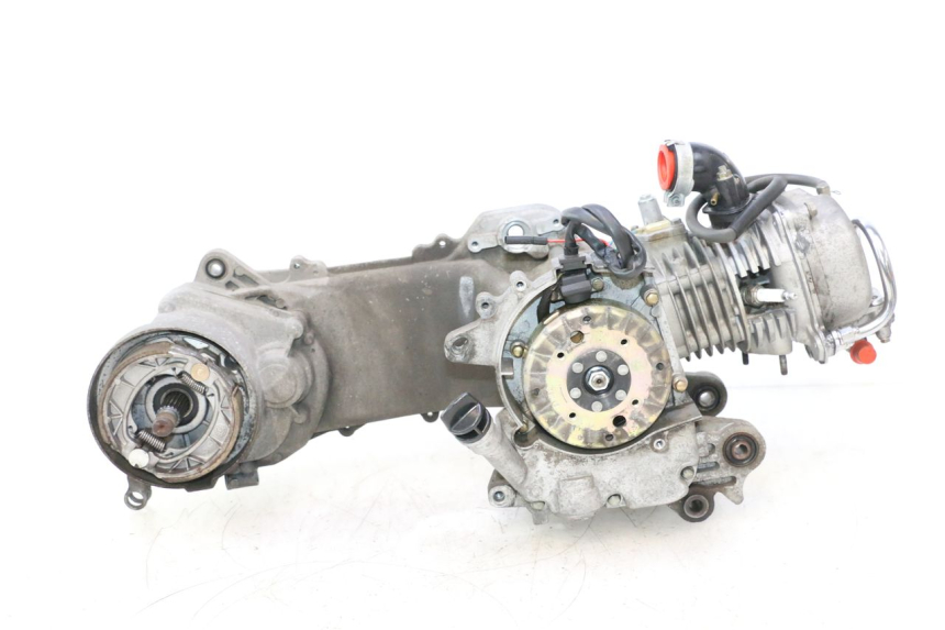 photo de MOTOR PEUGEOT KISBEE 4T 50 (2010 - 2017) - Recambio usado revisado