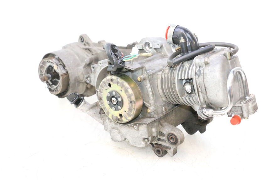 photo de MOTOR PEUGEOT KISBEE 4T 50 (2010 - 2017) - Marcados y referencias originales