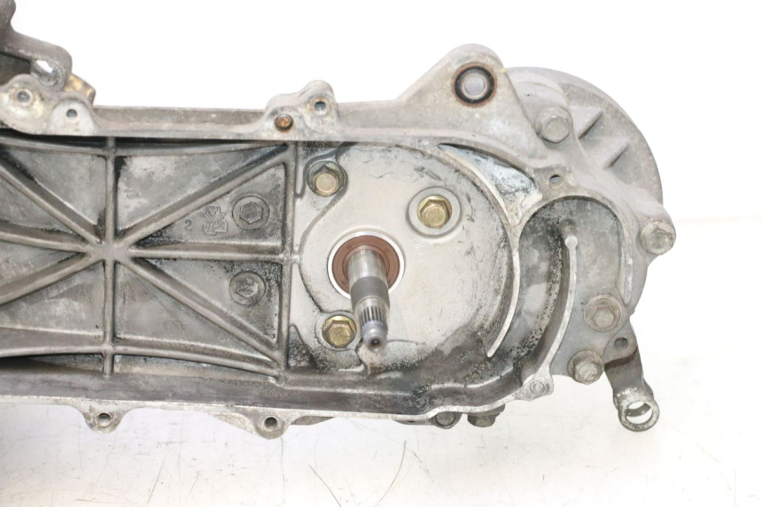 photo de MOTOR PEUGEOT KISBEE 4T 50 (2010 - 2017) - Inspección visual detallada