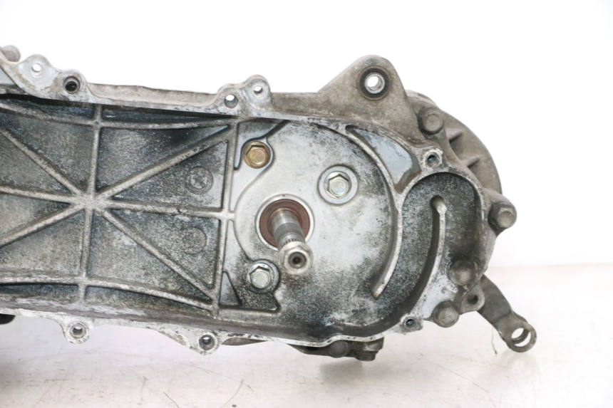 photo de MOTOR PEUGEOT KISBEE 4T 50 (2018 - 2022) - Inspección visual detallada