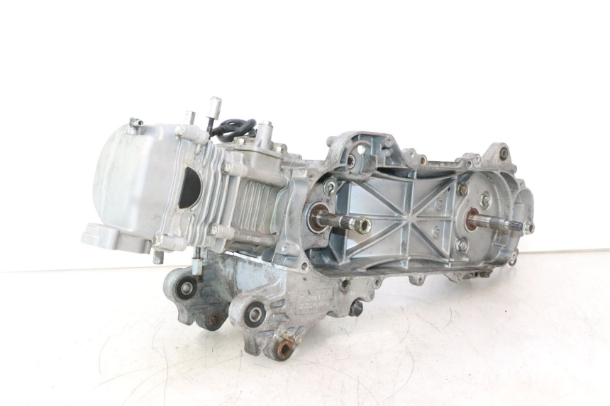 photo de MOTOR PEUGEOT KISBEE 4T 50 (2018 - 2022) - Otra vista del artículo