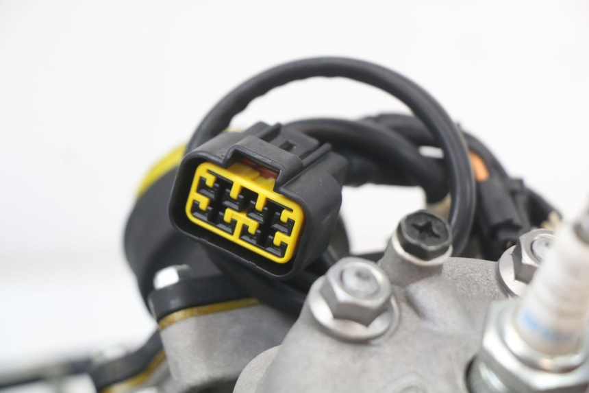 photo de MOTOR KAWASAKI KX L 85 (2022 - 2024) - Marcados y referencias originales