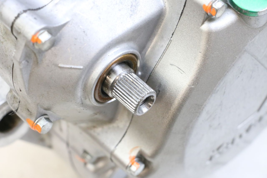 photo de MOTOR KAWASAKI KXF KX-F 250 (2017 - 2019) - Estado de la superficie y material