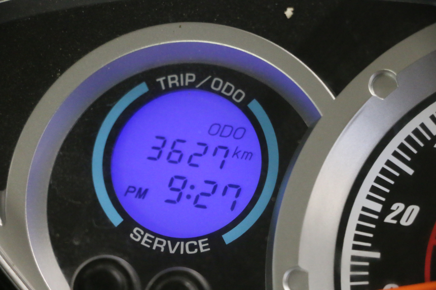 photo de MOTOR KYMCO PEOPLE S 125 (2000 - 2008) - Enfoque en la estructura