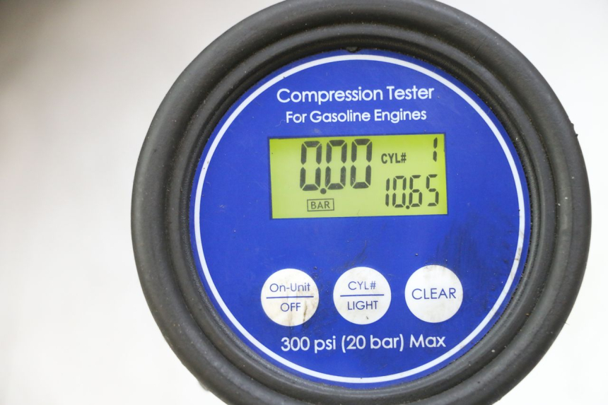 photo de MOTOR KYMCO PEOPLE S 125 (2000 - 2008) - Ángulo de visión alternativo