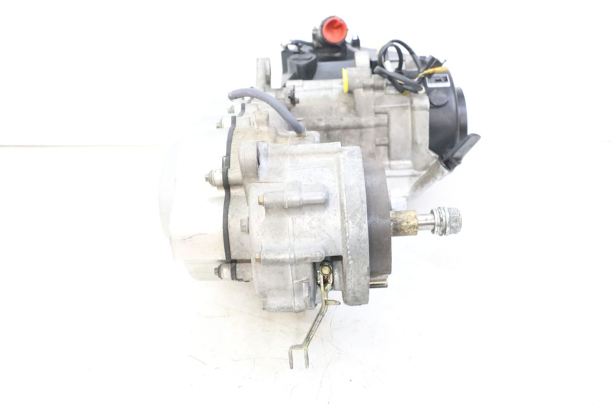 photo de MOTOR KYMCO PEOPLE S 125 (2000 - 2008) - Detalles de los puntos de fijación