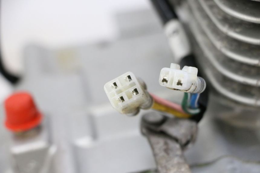 photo de MOTOR KYMCO STRYKER OFF ROAD 125 (1999 - 2005) - Zoom sobre los componentes