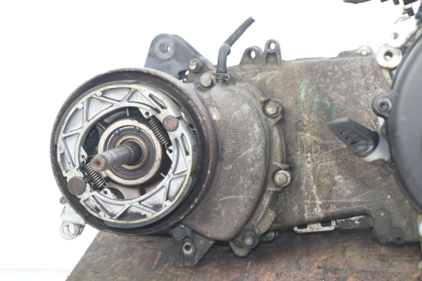 photo de MOTOR PIAGGIO LIBERTY IGET S 125 (2016 - 2020) - Estado de la superficie y material