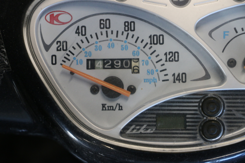 photo de MOTOR KYMCO LIKE 125 (2009 - 2016) - Zoom estado de uso