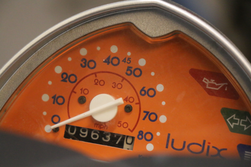 photo de MOTOR PEUGEOT LUDIX 50 (2005 - 2007) - Primer plano técnico