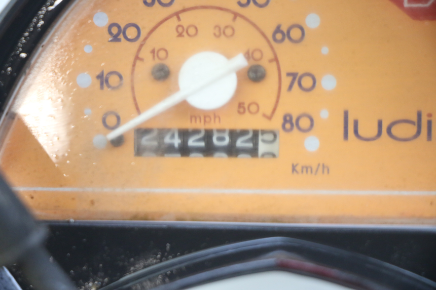 photo de MOTOR PEUGEOT LUDIX 50 (2005 - 2007) - Zoom estado de uso