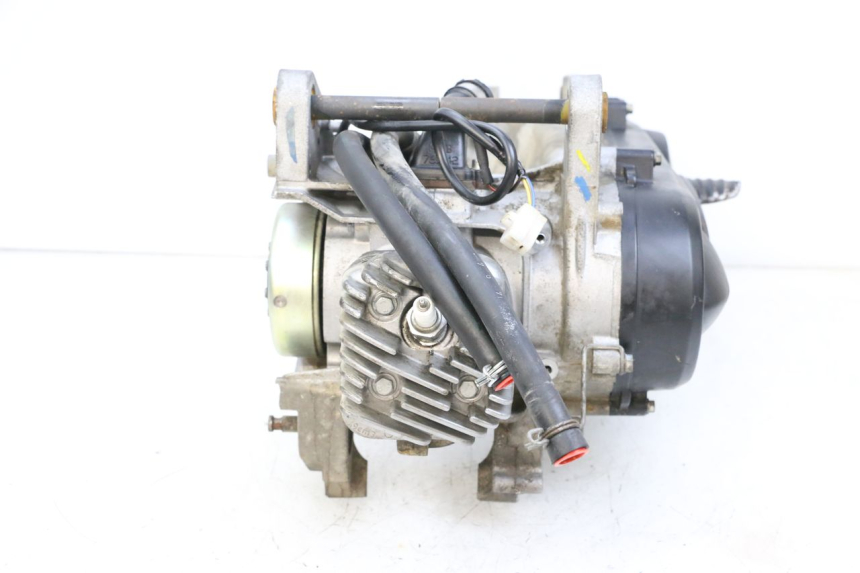 photo de MOTOR PEUGEOT LUDIX 50 (2005 - 2007) - Enfoque en la estructura