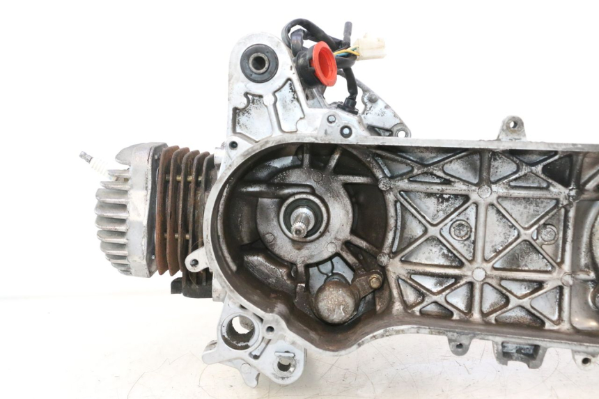 photo de MOTOR PEUGEOT LUDIX PRO 2T 50 (2010 - 2017) - Enfoque en la estructura