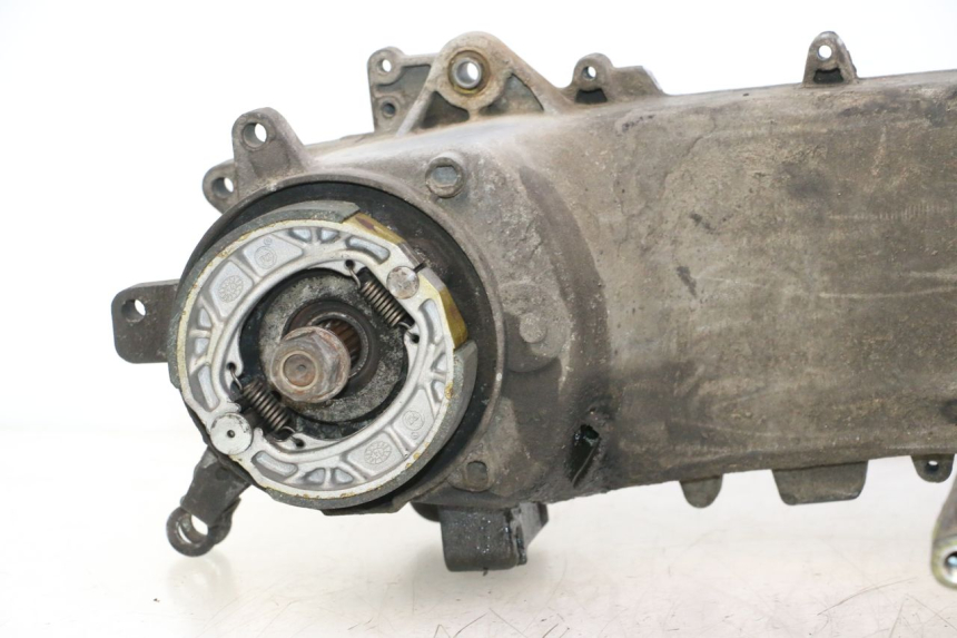 photo de MOTOR PEUGEOT LUDIX SNAKE 2T 50 (2004 - 2014) - Enfoque en la estructura