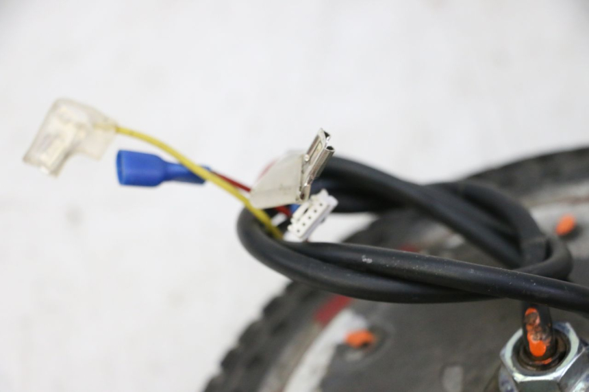 photo de MOTOR XIAOMI MI PRO 2 1 - Zoom estado de uso