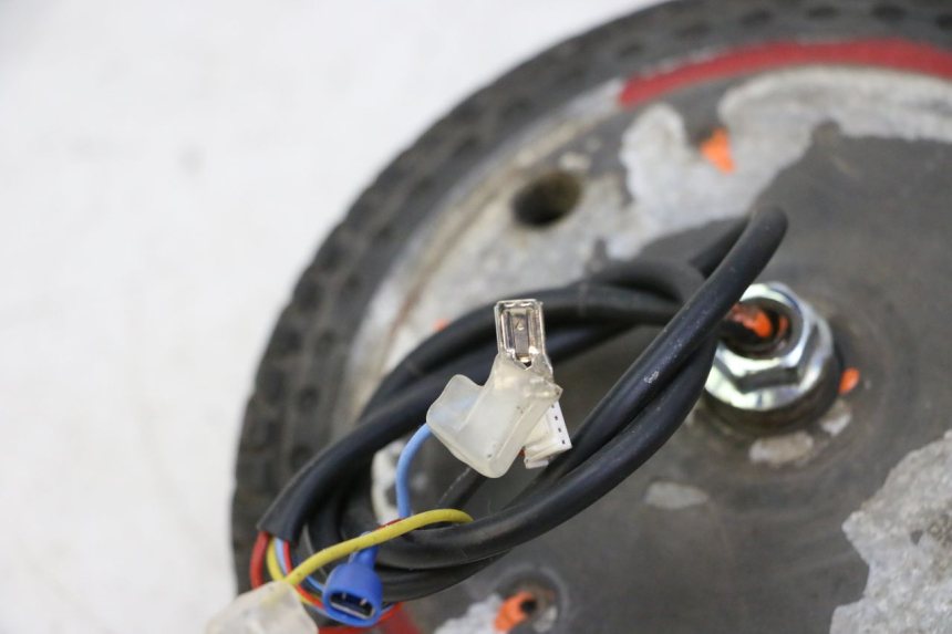 photo de MOTOR XIAOMI MI PRO 2 1 - Otra perspectiva