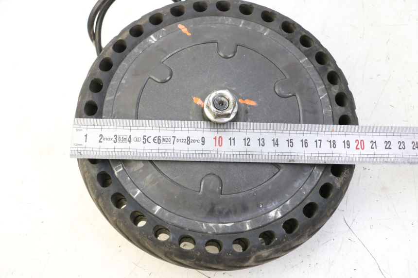 photo de MOTOR XIAOMI MI PRO 2 1 - Zoom estado de uso