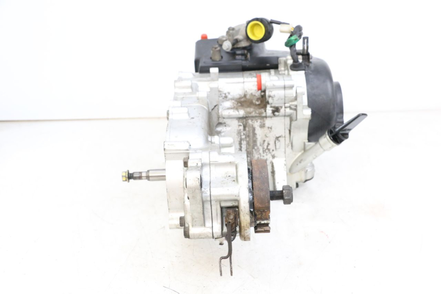 photo de MOTOR SYM MIO 50 (2005 - 2010) - Detalles de los puntos de fijación