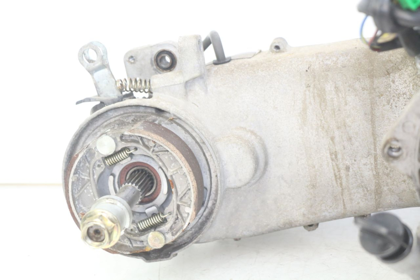 photo de MOTOR ZHONGYU MOVIDAS ZY125T-2 125 (2004 - 2014) - Características distintivas