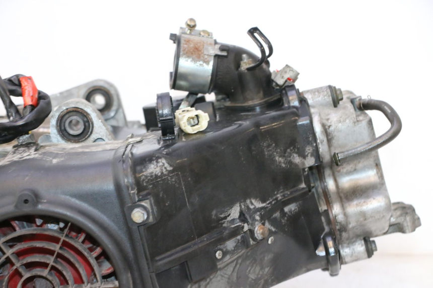 photo de MOTOR KYMCO MOVIE S 125 (2009 - 2018) - Enfoque en la estructura