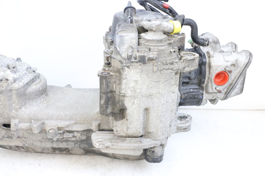 photo de MOTOR PIAGGIO MP3 HPE 350 (2018 - 2020) - Detalles de los puntos de fijación