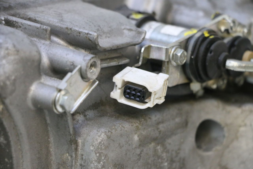 photo de MOTOR PIAGGIO MP3 HPE 530 (2022 - 2026) - Vista principal