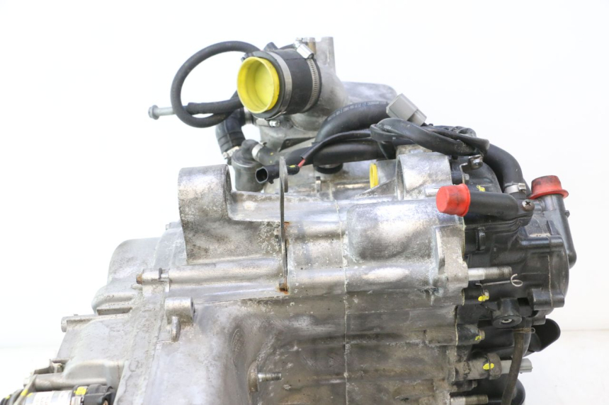 photo de MOTOR PIAGGIO MP3 HPE 530 (2022 - 2026) - Zoom estado de uso