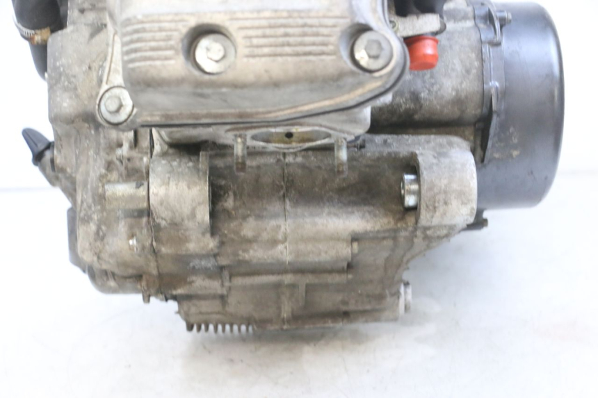 photo de MOTOR PIAGGIO MP3 LT 400 (2007 - 2012) - Estado de la superficie y material