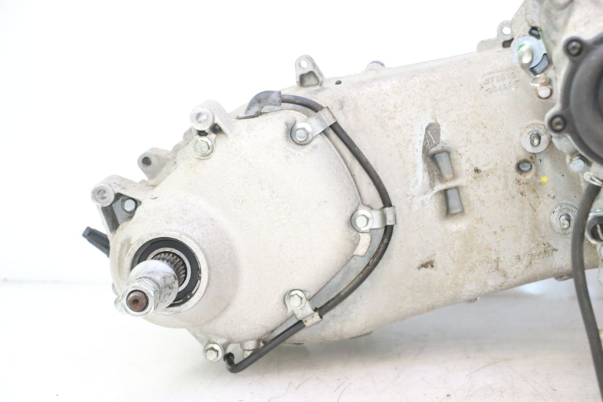 photo de MOTOR PIAGGIO MP3 LT 400 (2007 - 2012) - Enfoque en la estructura
