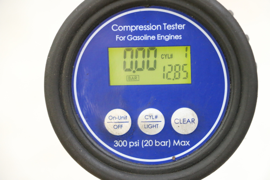 photo de MOTOR PIAGGIO MP3 500 (2014 - 2017) - Otra perspectiva