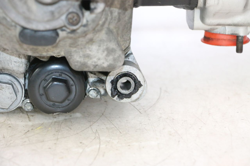 photo de MOTOR PIAGGIO MP3 125 (2006 - 2014) - Zoom sobre los componentes