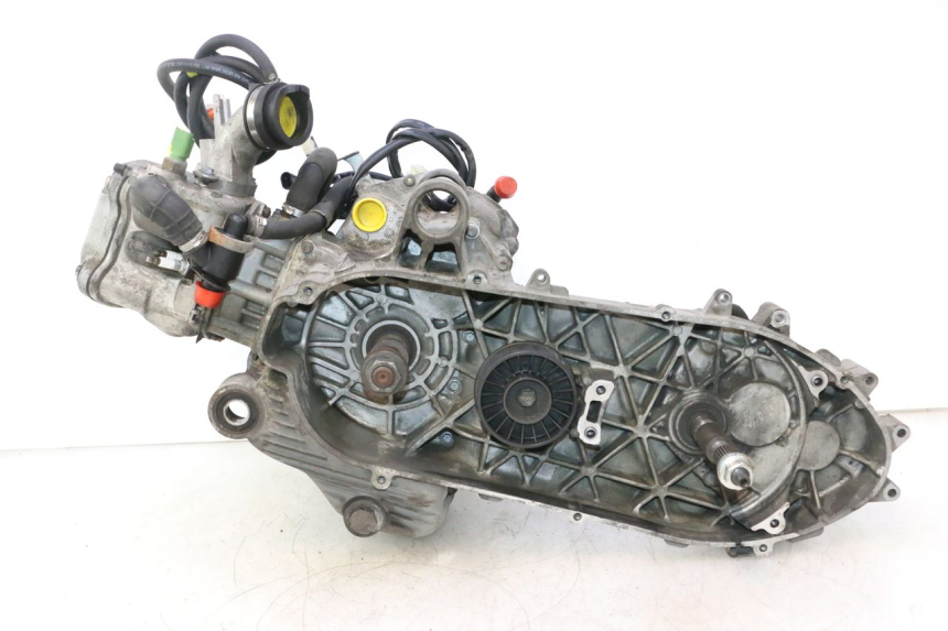 photo de MOTOR PIAGGIO MP3 500 (2016 - 2018) - Otra perspectiva