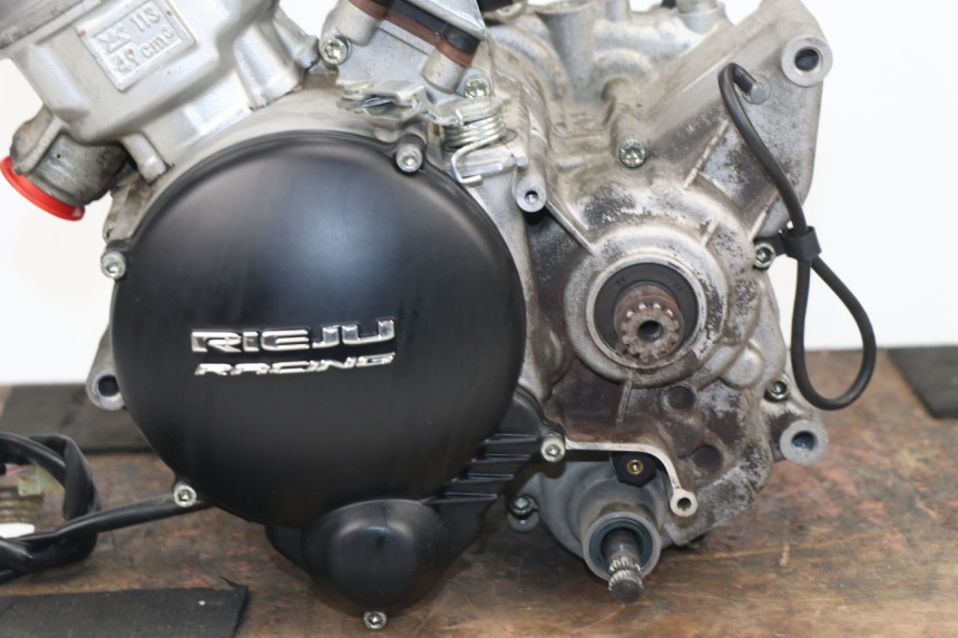 photo de MOTOR RIEJU MRT 50 (2018 - 2021) - Marcados y referencias originales