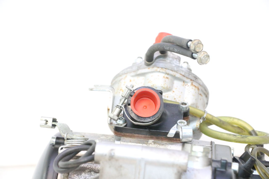 photo de MOTOR RIEJU MRT PRO SUPERMOTARD 50 (2007 - 2018) - Enfoque en la estructura
