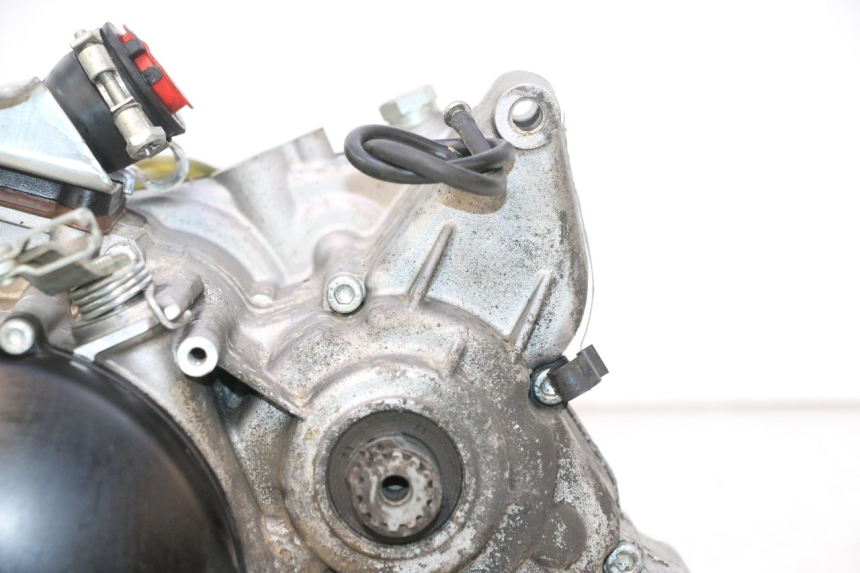photo de MOTOR RIEJU MRT PRO SUPERMOTARD 50 (2007 - 2018) - Otra perspectiva