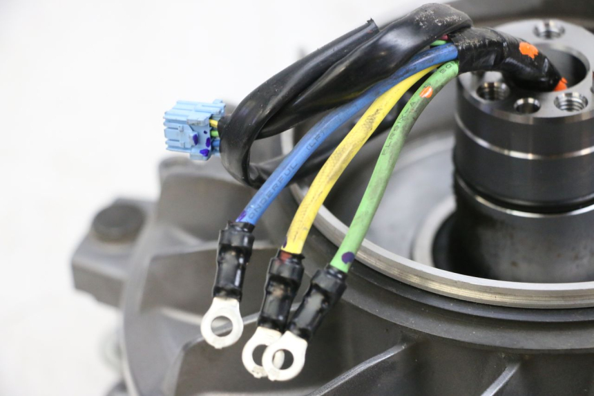 photo de MOTOR YAMAHA NEO'S CORE 1 (2022 - 2026) - Estado de la superficie y material