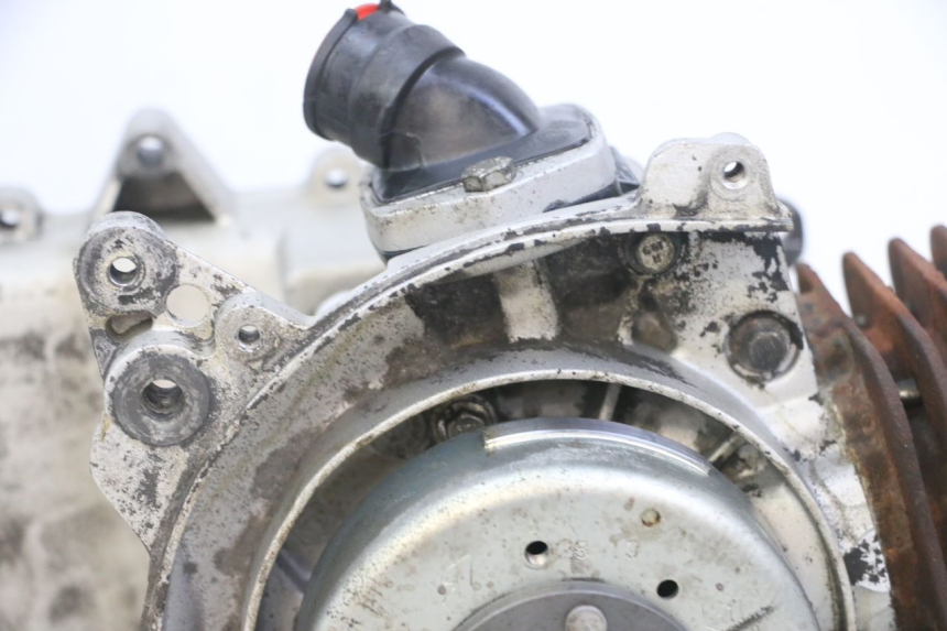 photo de MOTOR PIAGGIO NEW TYPHOON 50 (2018 - 2021) - Inspección visual detallada