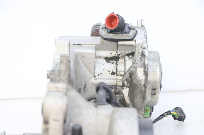 photo de MOTOR PIAGGIO NEW TYPHOON 50 (2018 - 2021) - Detalles de los puntos de fijación