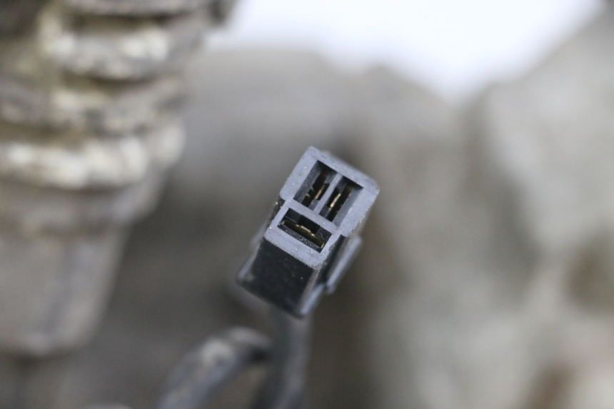 photo de MOTOR HONDA NTV DEAUVILLE 650 (1998 - 2001) - Zoom sobre los componentes