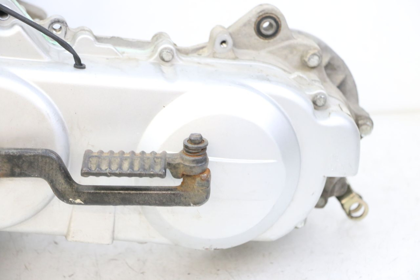 photo de MOTOR JM MOTORS OLDIES GT 4T 50 (2018 - 2025) - Estado de la superficie y material