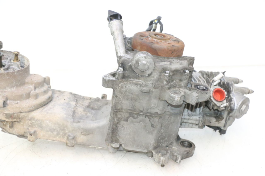 photo de MOTOR SYM ORBIT 2 4T 50 (2008 - 2017) - Estado de la superficie y material