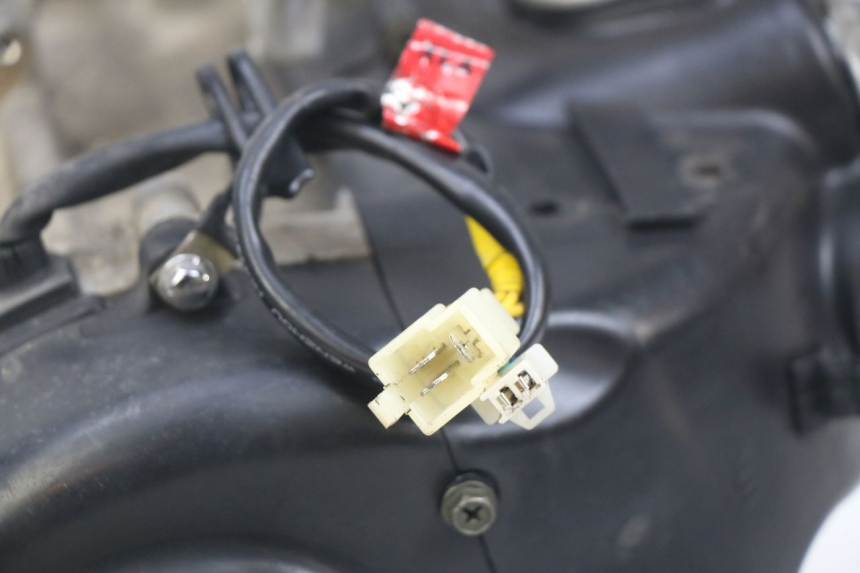 photo de MOTOR SYM ORBIT III 3 4T 50 (2021 - 2025) - Estado de la superficie y material