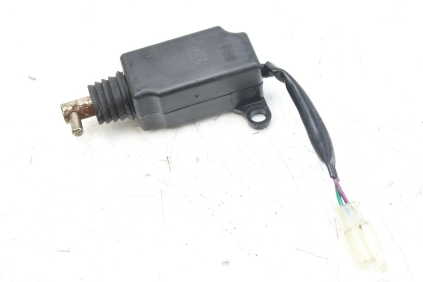 photo de MOTOR APERTURA BAÚL SYM FIDDLE 3 III 125 (2014 - 2020) - Otra perspectiva