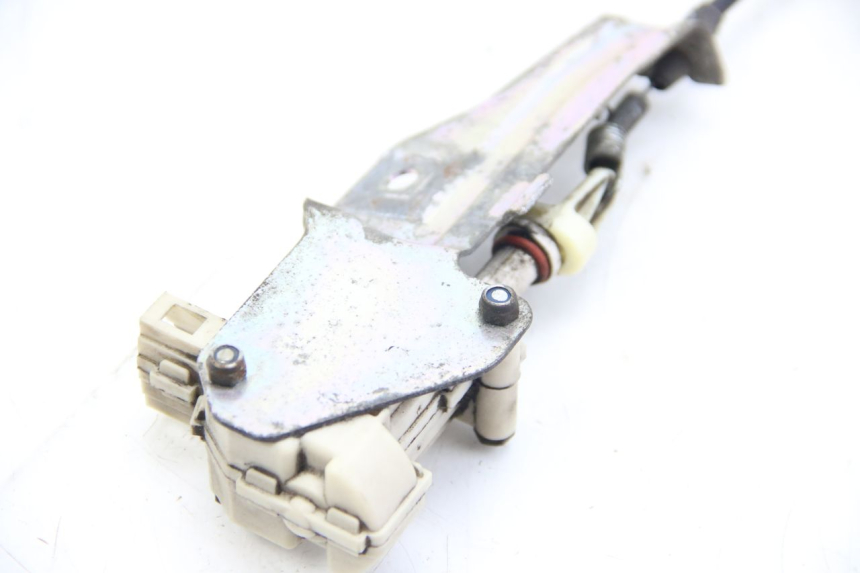 photo de MOTOR APERTURA BAÚL PIAGGIO LIBERTY IGET 4T 50 (2015 - 2020) - Otra perspectiva