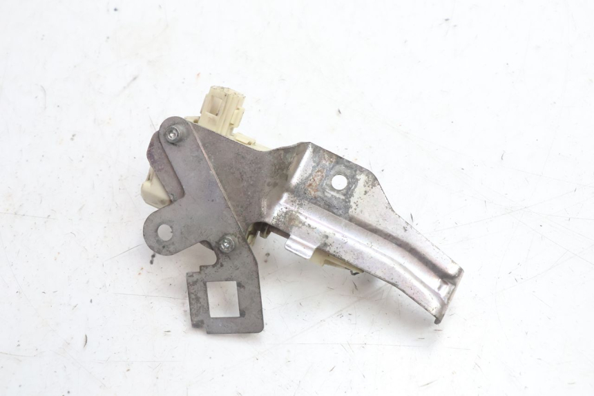 photo de CIERRE ASIENTO MOTOR PIAGGIO LIBERTY IGET 4T 50 (2021 - 2025) - Primer plano técnico