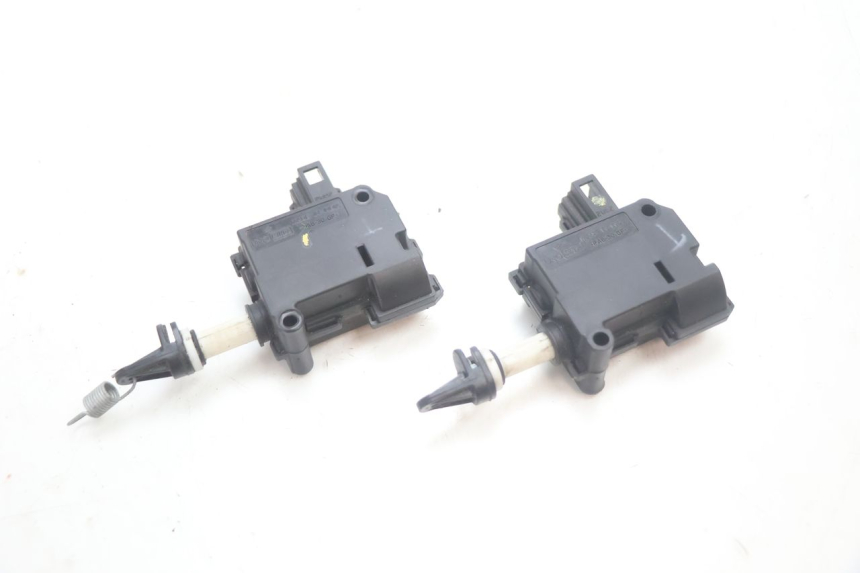 photo de CIERRE ASIENTO MOTOR PIAGGIO MP3 HPE 530 (2022 - 2026) - Vista principal
