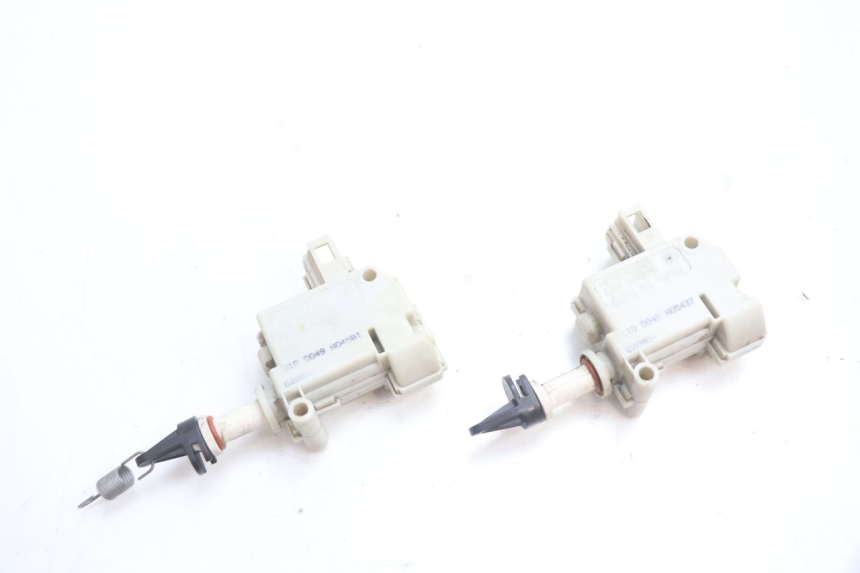 photo de MOTOR APERTURA BAÚL PIAGGIO MP3 LT 300 (2010 - 2016) - Vista principal