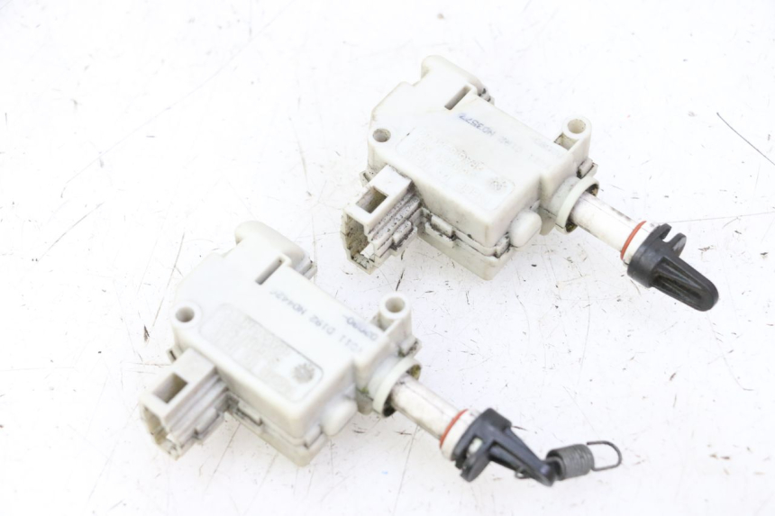 photo de CIERRE ASIENTO MOTOR PIAGGIO MP3 500 (2011 - 2015) - Vista principal