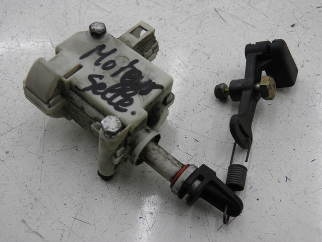 photo de CIERRE ASIENTO MOTOR PIAGGIO X8 STREET 125 (2006 - 2007) - Vista principal