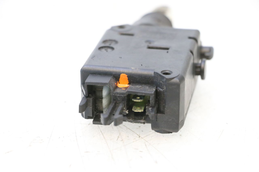 photo de MOTOR APERTURA BAÚL PEUGEOT SATELIS COMPRESSOR K15 125 (2006 - 2009) - Otra perspectiva